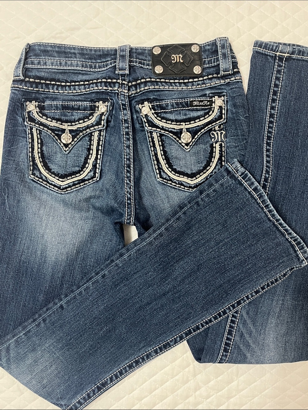 Miss Me Bootcut Jeans ⭐️ Size 27 ⭐️ Excellent condition
